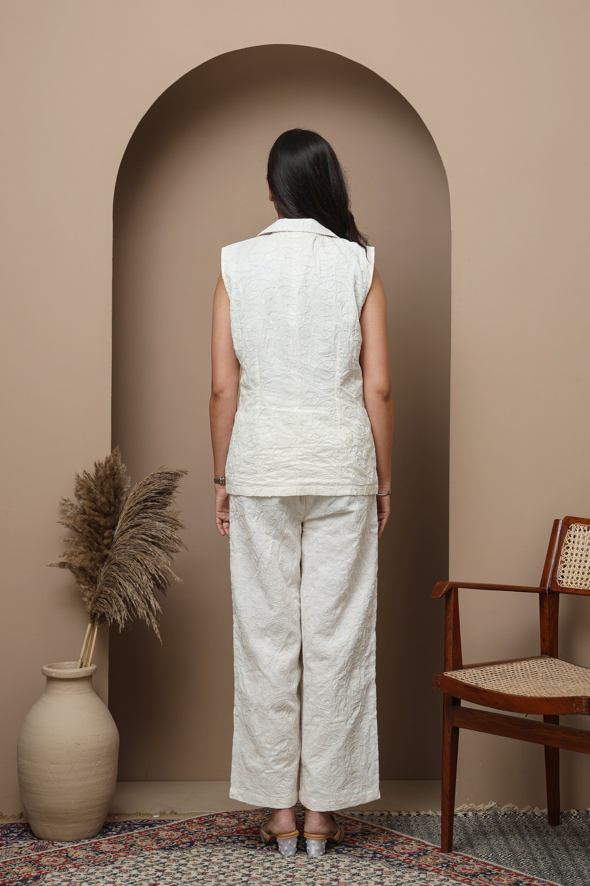 Off-White Sleeveless Jacket & Tailored Trousers Set